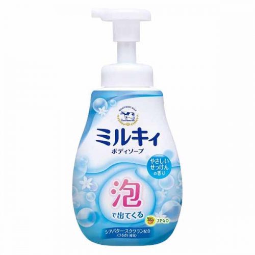 日本牛乳石鹼泡泡沐浴露600ml